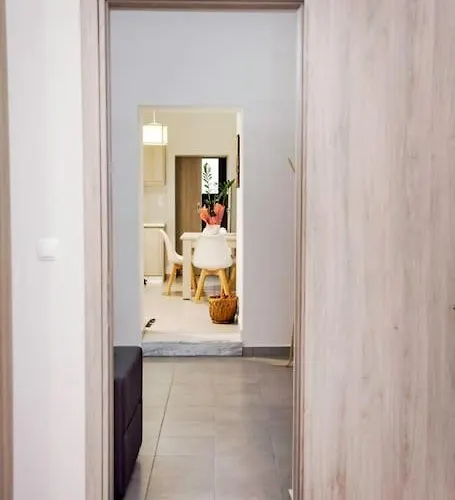 Hébergement de vacances Kalliston House With A Yard *