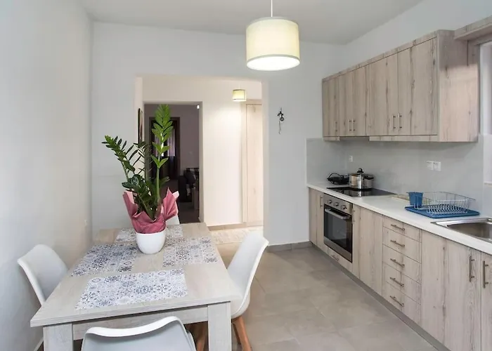 Дом отдыха Kalliston House With A Yard Ханья